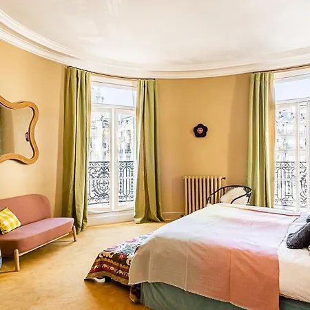 170m Air Conditioned Decor * 파리