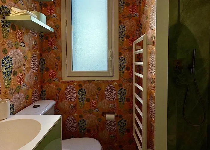 170m Air Conditioned Decor * Paryż